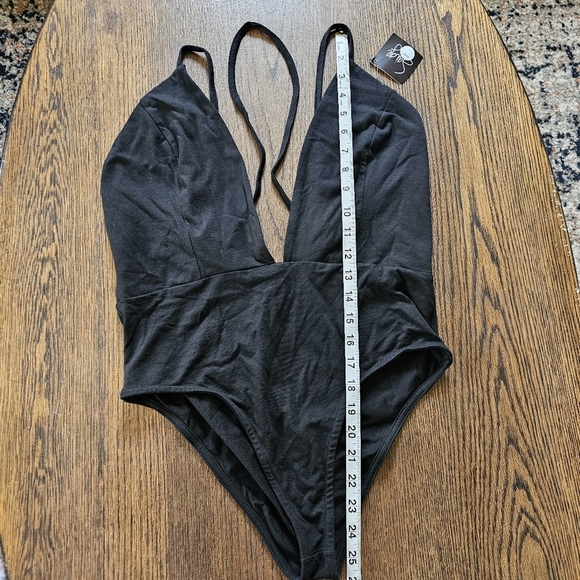 Haoduoyi Saige Black Plunge Strappy Bodysuit Size Womens XL NEW with Tags - Picture 8 of 13